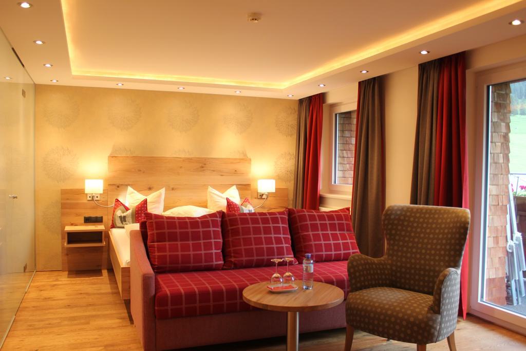 Hotel Garni Laerchenhof Lech am Arlberg Cameră foto